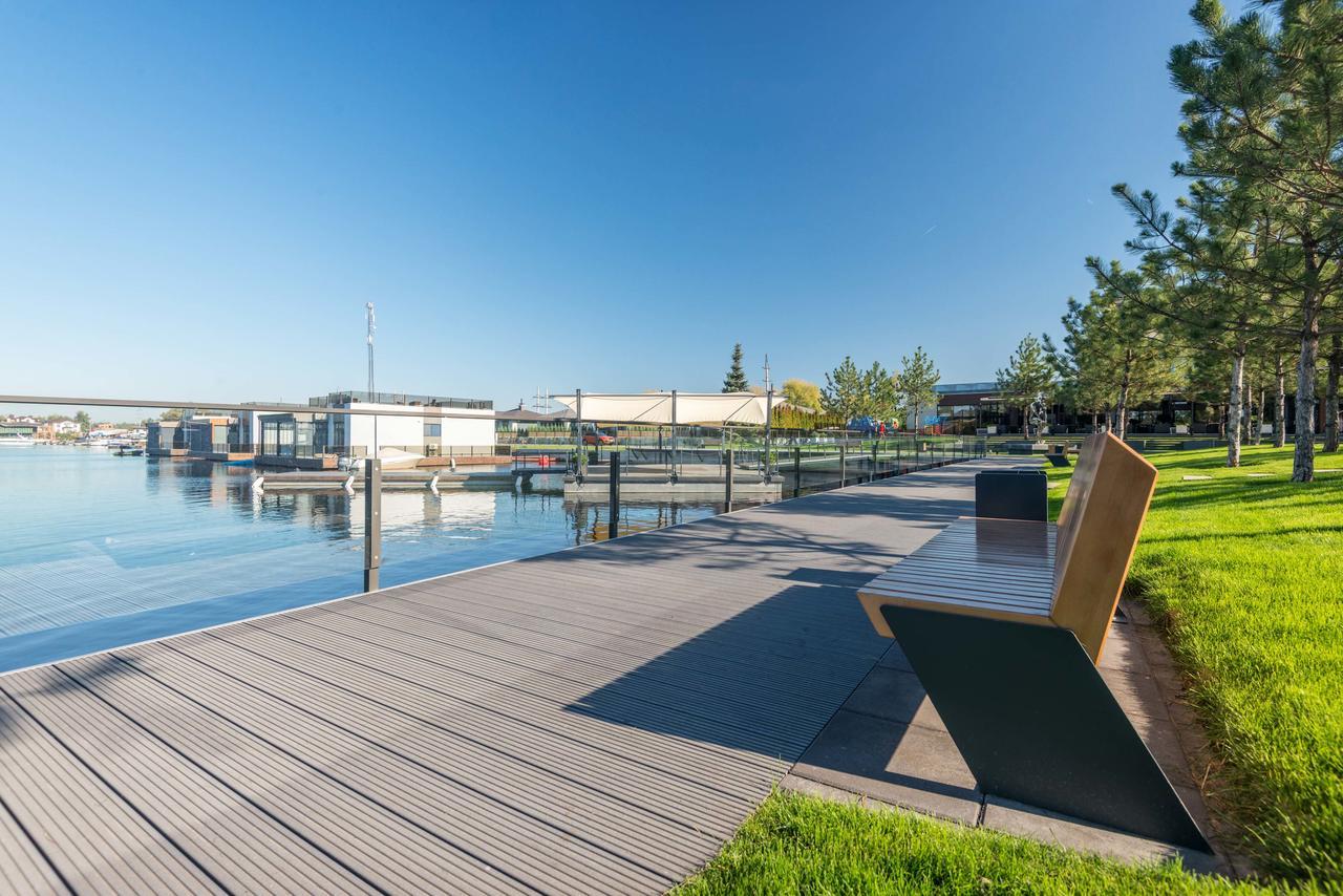 Riviera Zoloche Resort & Spa Vishenki  Buitenkant foto
