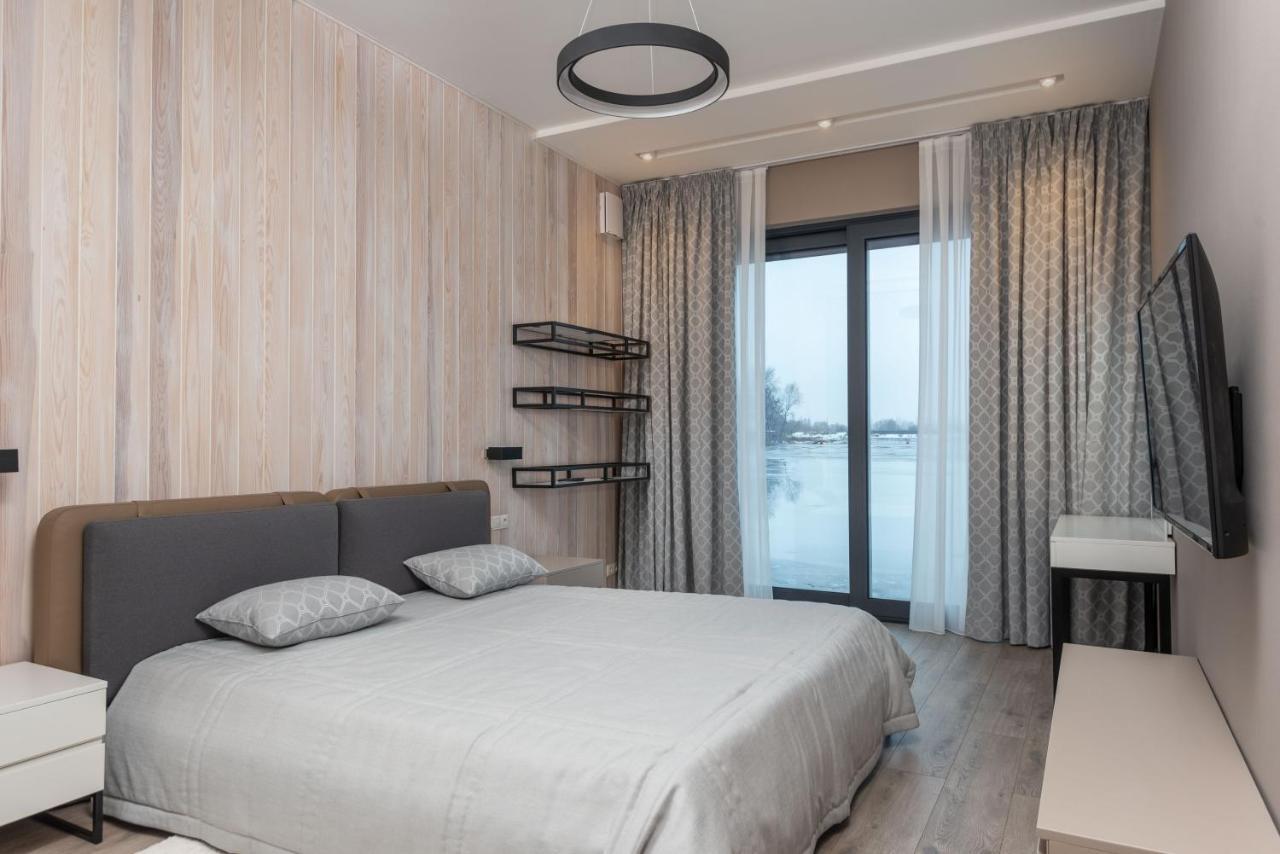 Riviera Zoloche Resort & Spa Vishenki  Buitenkant foto