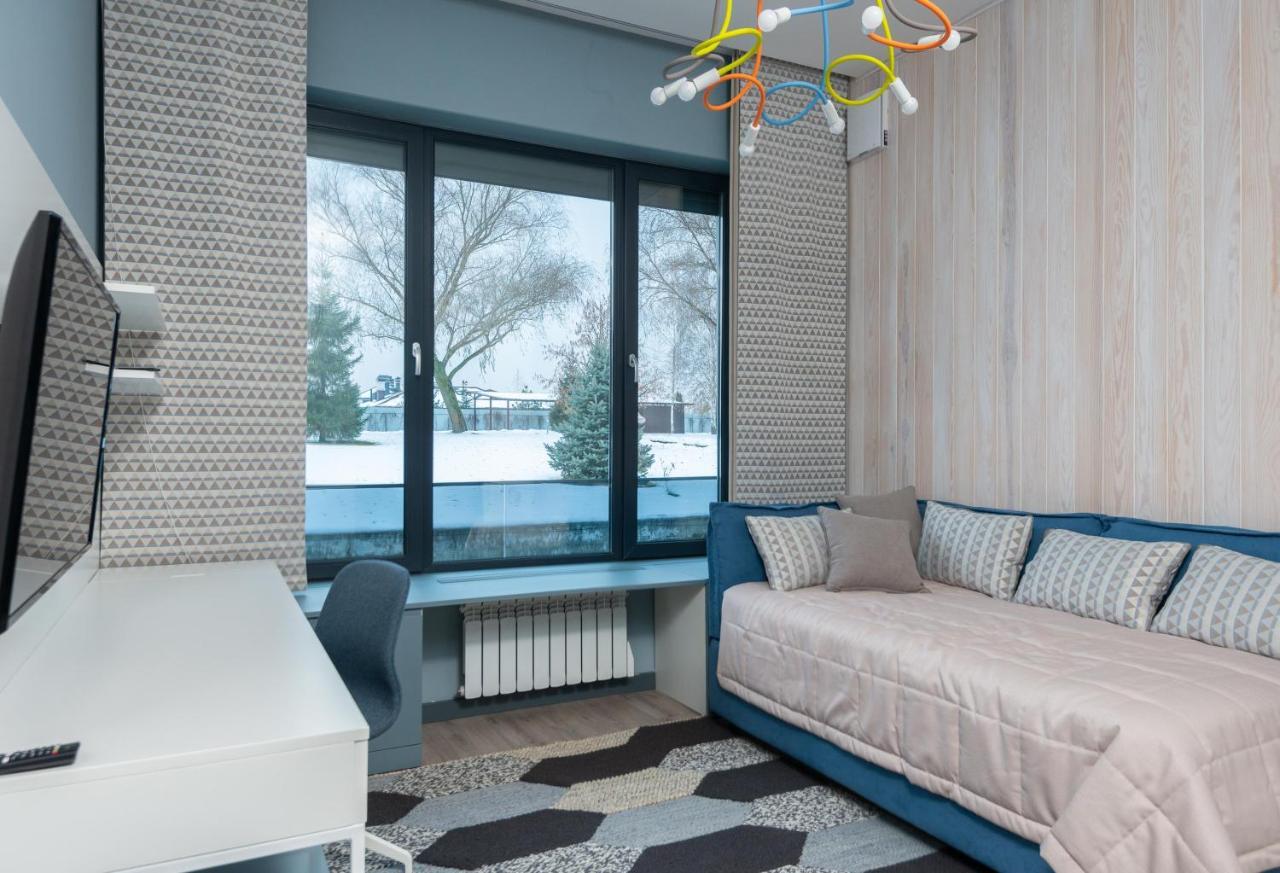 Riviera Zoloche Resort & Spa Vishenki  Buitenkant foto